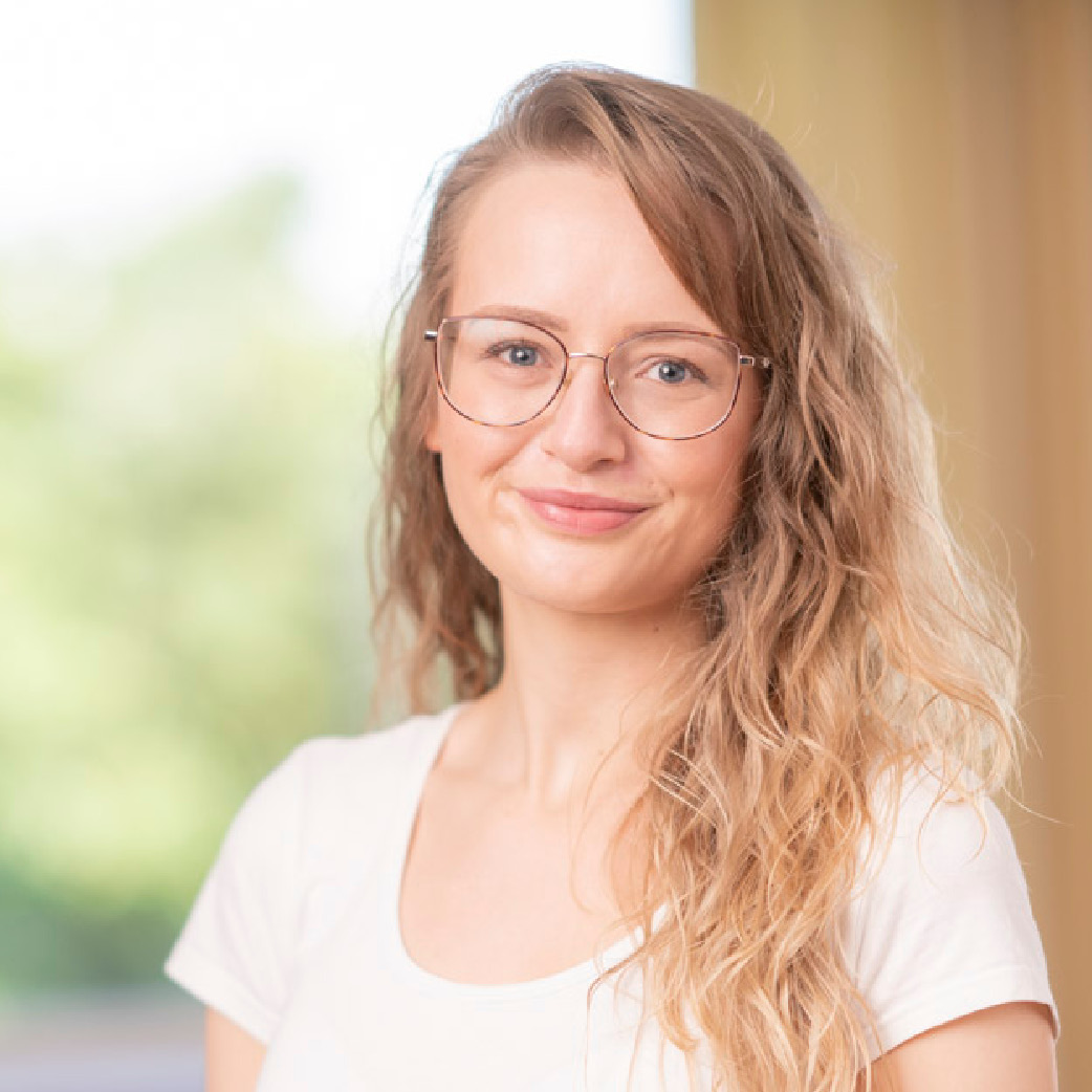 Mareike Buse Mareike Buhse ist Lehrkraft